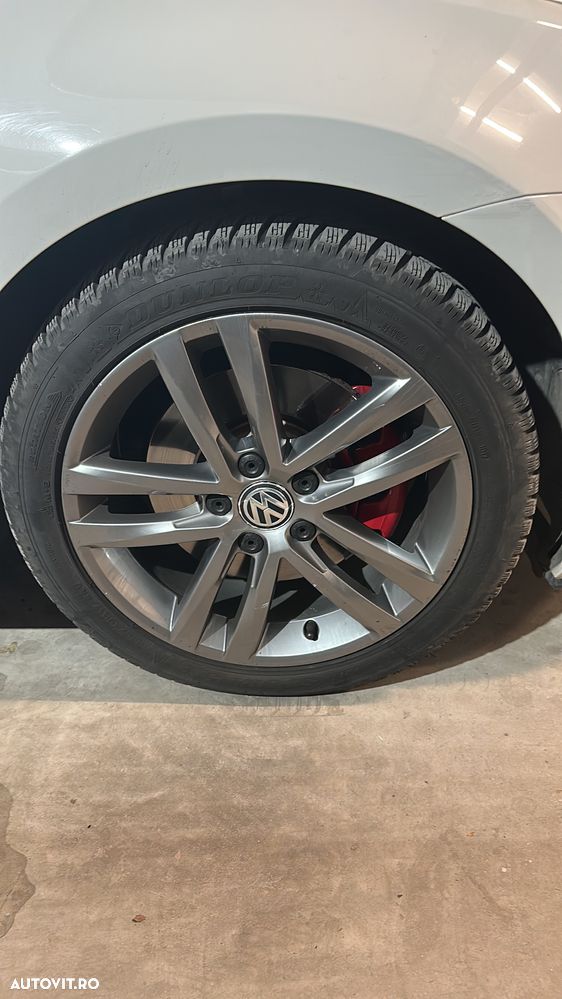 Volkswagen Golf - 11