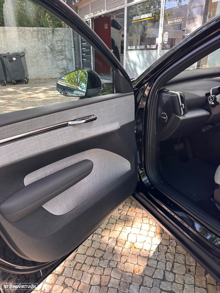 Volvo EX30 Twin Motor Performance AWD Black Edition Ultra - 10
