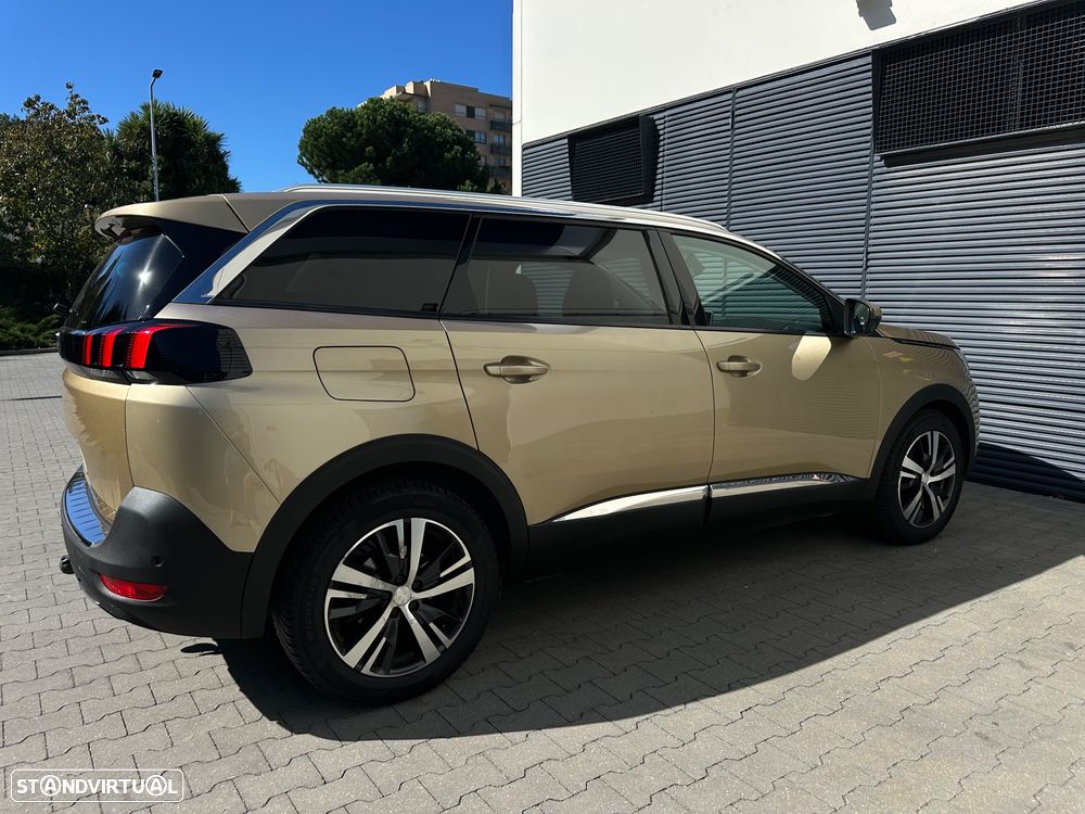 Peugeot 5008 1.2 PureTech Allure EAT8 - 11
