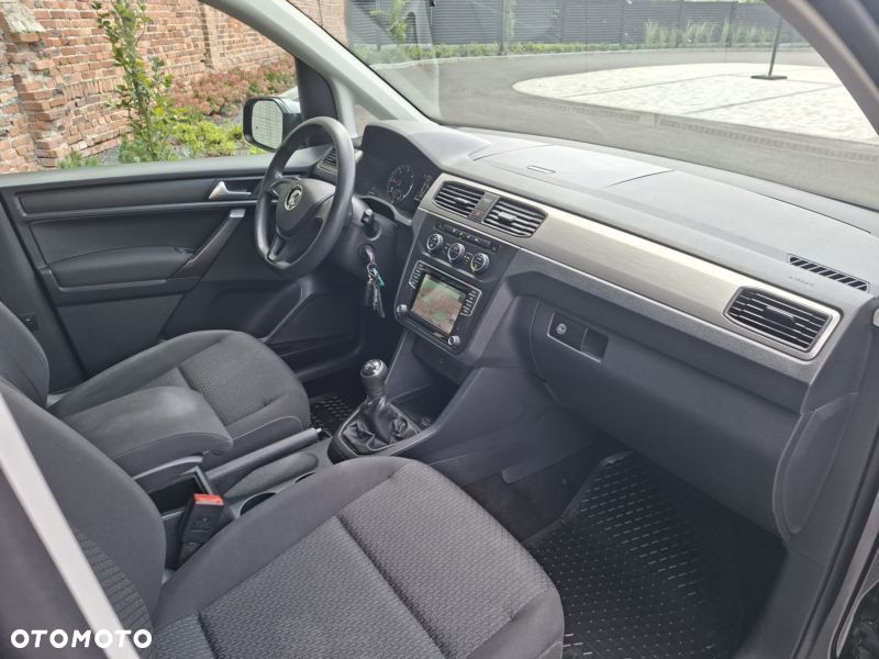 Volkswagen Caddy 2.0 TDI Comfortline - 23