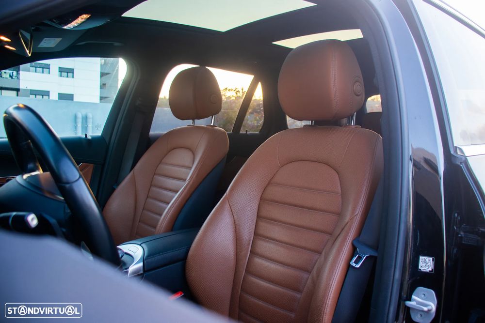 Mercedes-Benz GLC 250 d 4Matic 9G-TRONIC AMG Line - 9