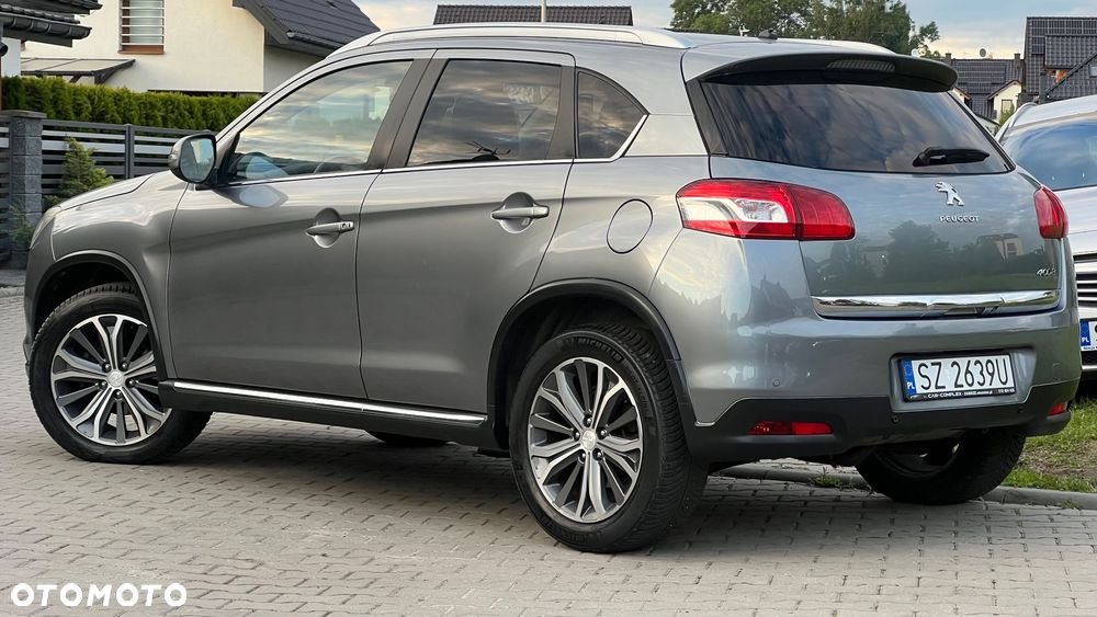 Peugeot 4008 - 11