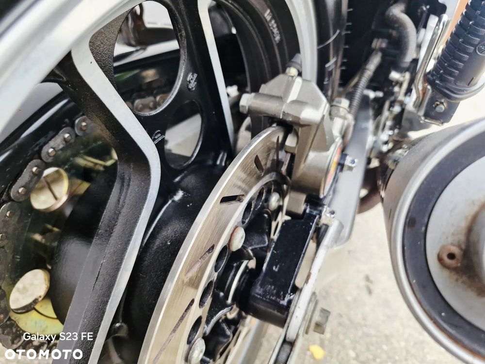 Yamaha XJ - 6