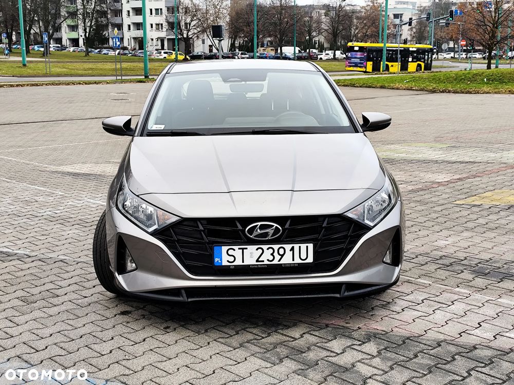 Hyundai i20 1.2 Pure - 18