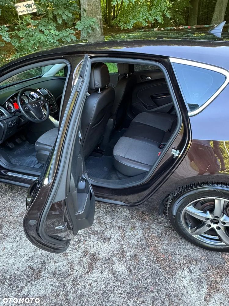 Opel Astra 1.4 T Cosmo S&S - 20