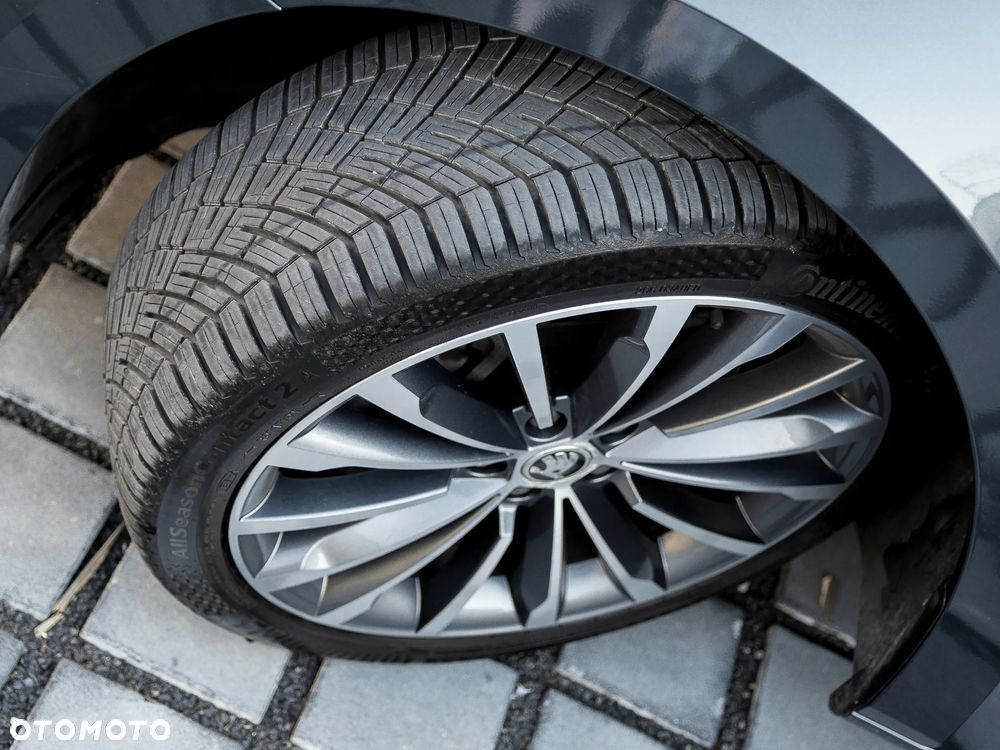 Skoda Superb 2.0 TSI 4x4 L&K DSG - 18