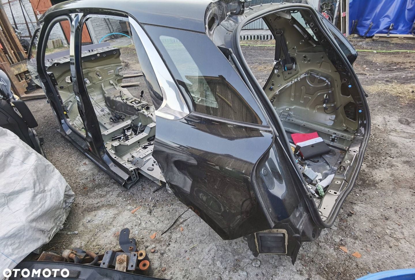 Citroen C4 II Picasso 2014 Ćwiartka tylna lewa - 1