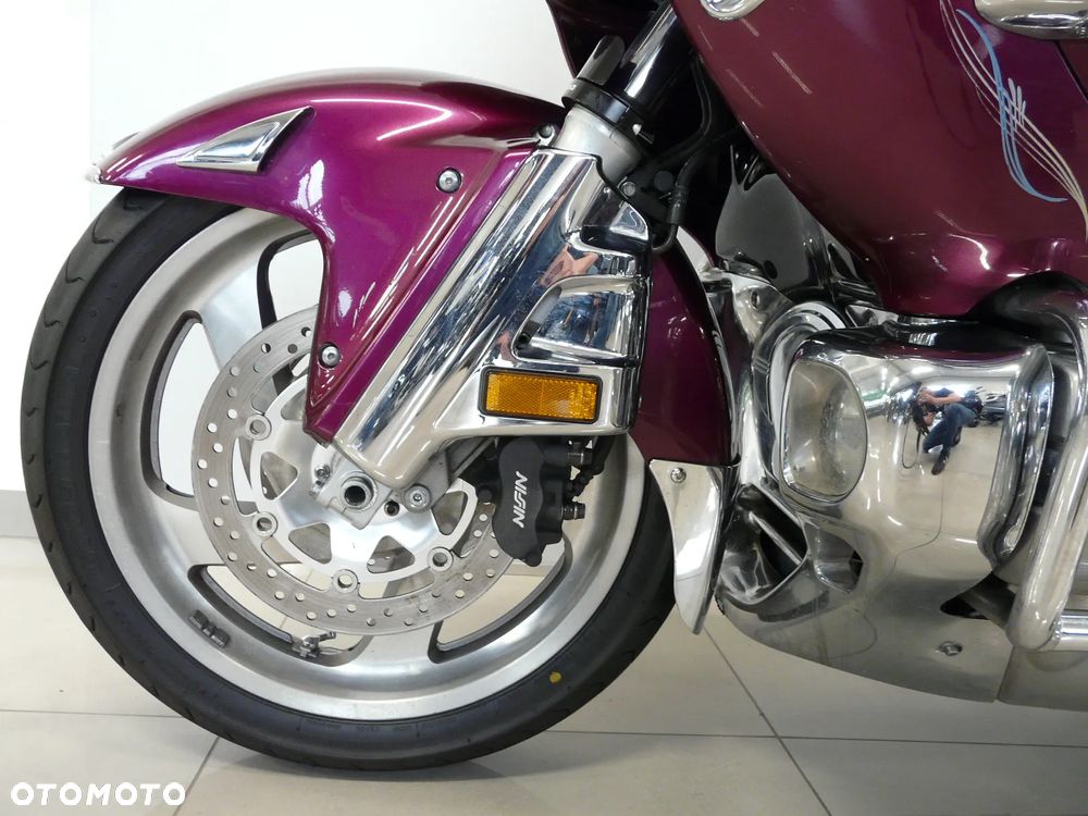 Honda GL - 10