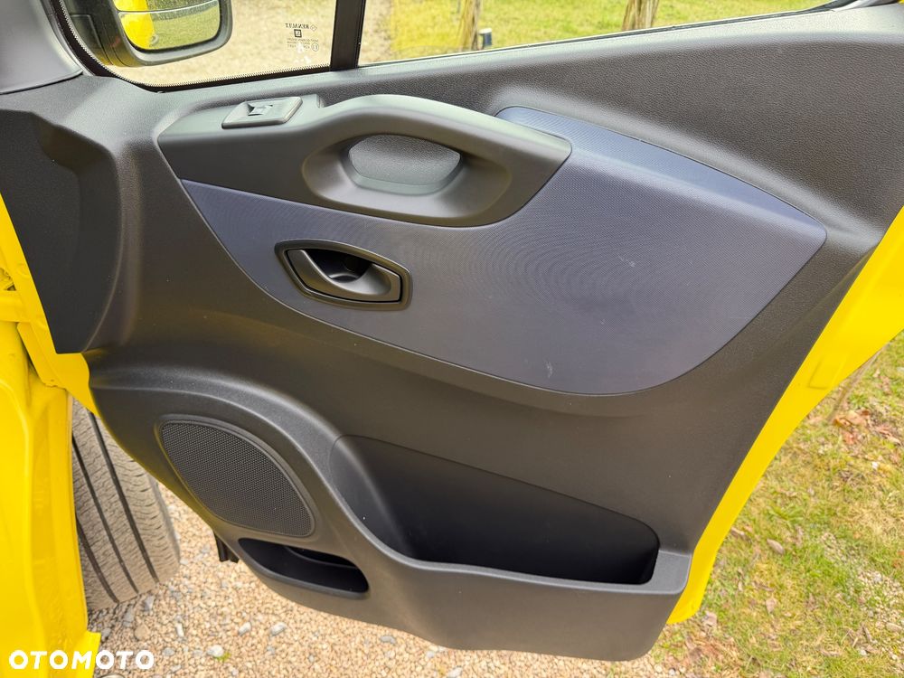 Opel Vivaro - 34