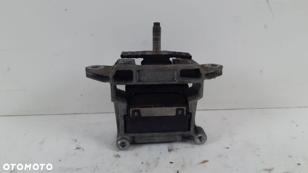 RANGE ROVER EVOQUE II L551 18- 2.0 D ŁAPA PODUSZKA SILNIKA