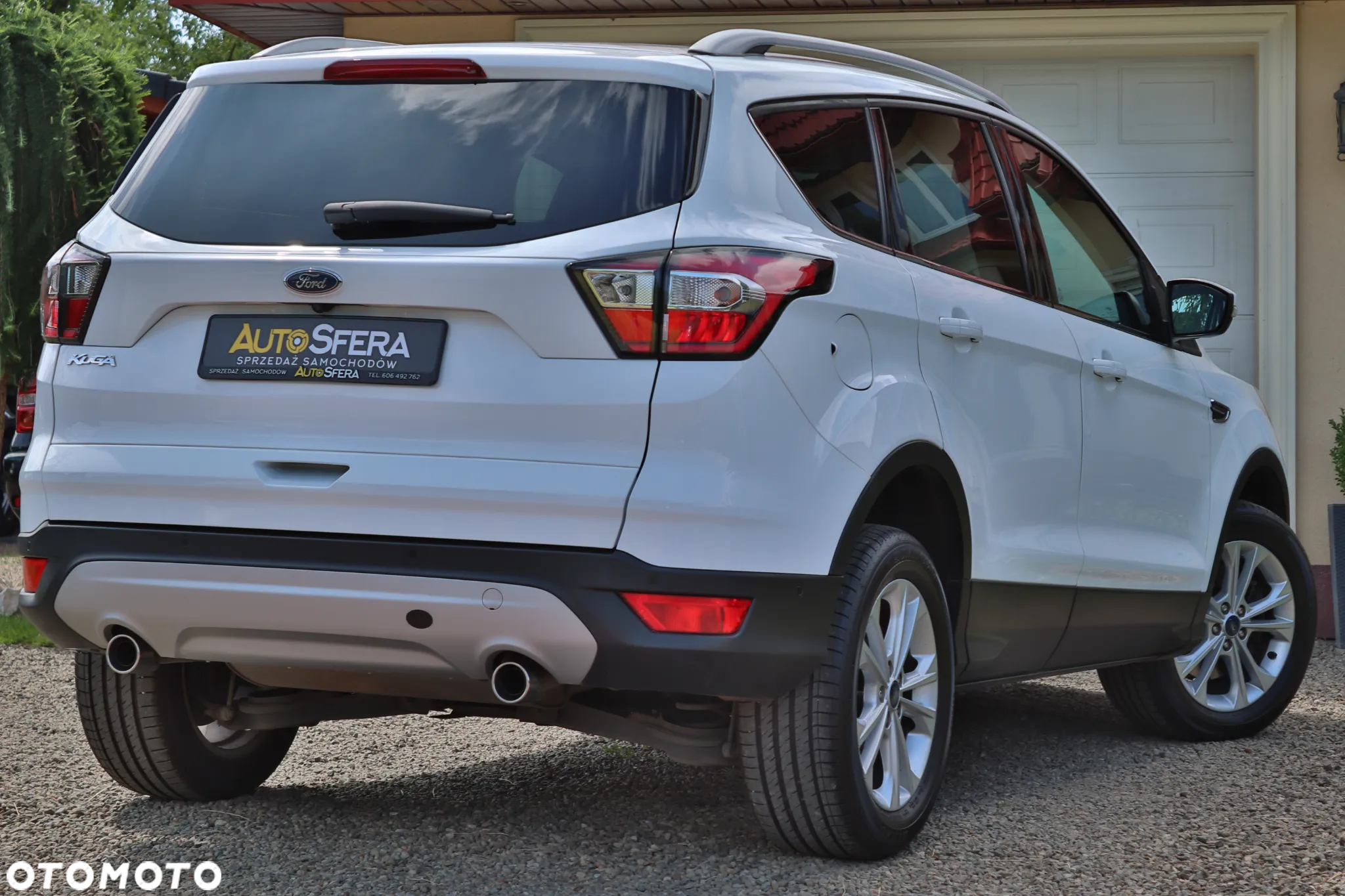 Ford Kuga 2.0 TDCi 2x4 Business Edition - 11
