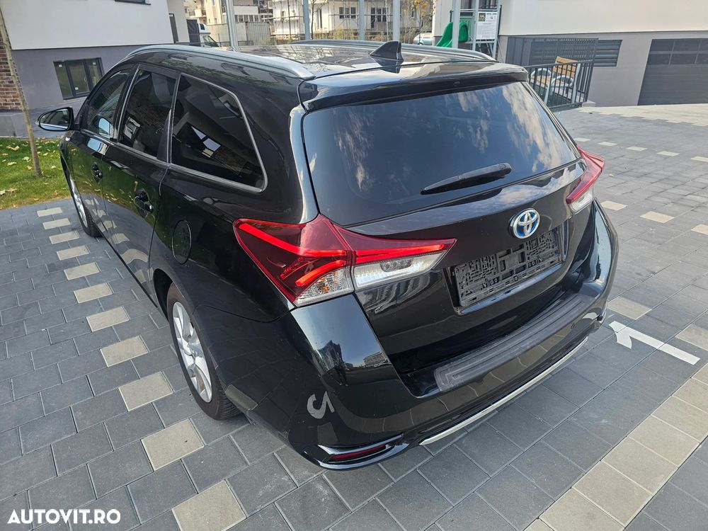 Toyota Auris 1.8 VVT-i Automatik Executive - 4