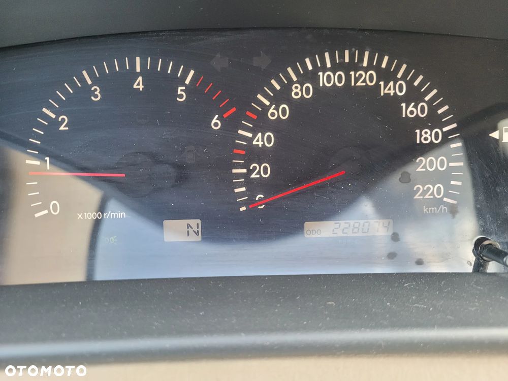 Toyota Corolla 1.4 D-4D Luna MM - 4