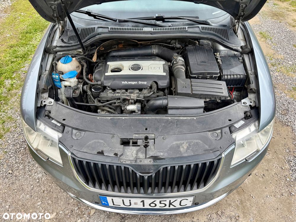 Skoda Superb 1.8 TSI FAMILY - 10