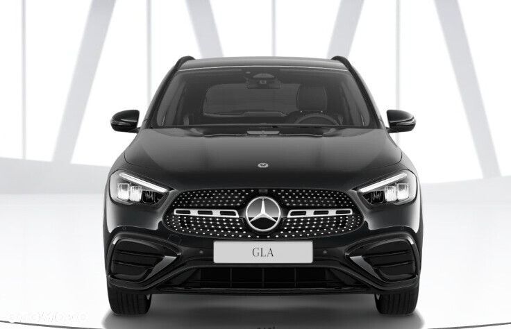 Mercedes-Benz GLA - 6