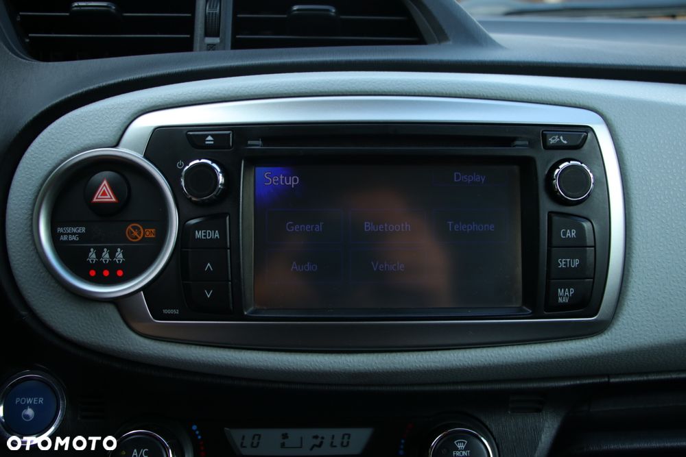 Toyota Yaris - 11