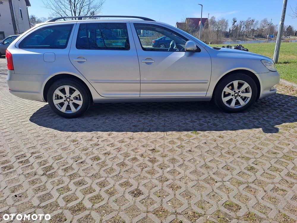 Skoda Octavia 1.8 TSI IMPULS EDITION - 6