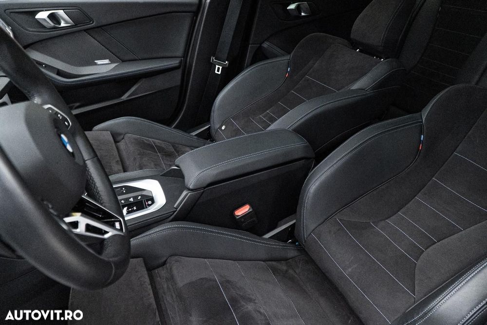 BMW Seria 1 120 AT MHEV - 22