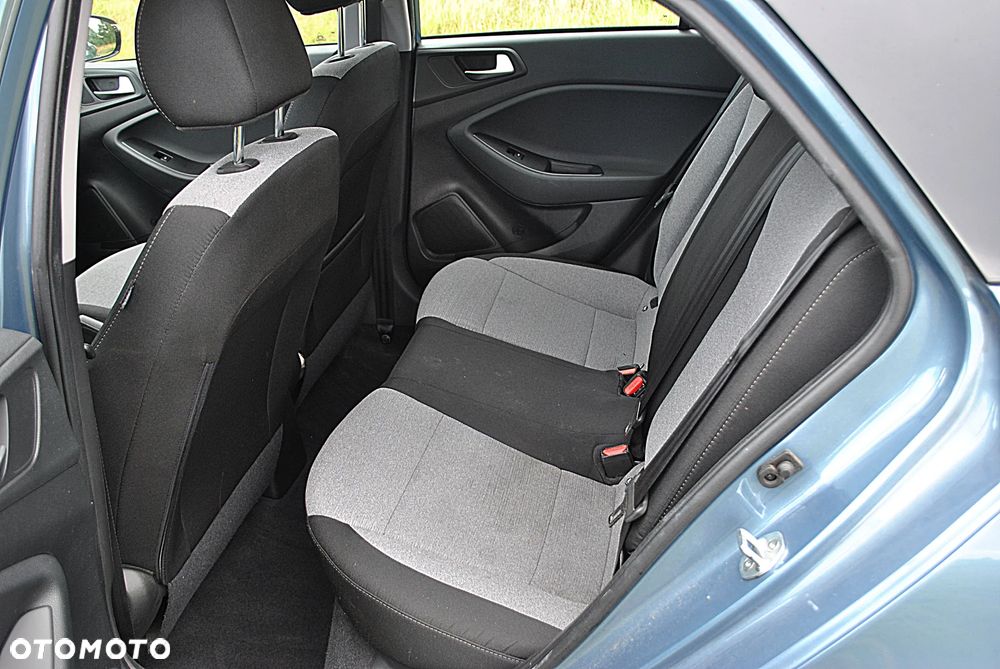 Hyundai i20 blue 1.4 Active Select - 11