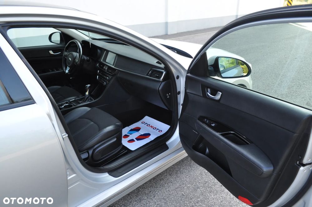 Kia Optima - 14