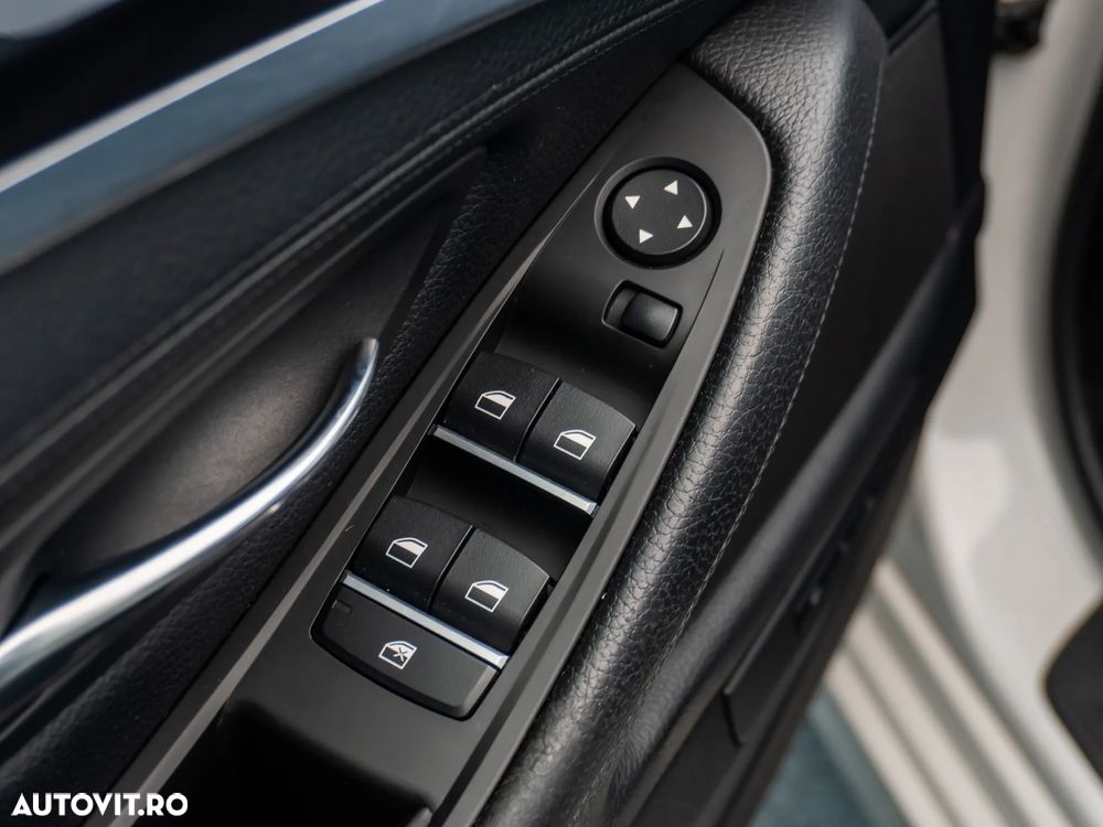 BMW Seria 5 520d AT - 19