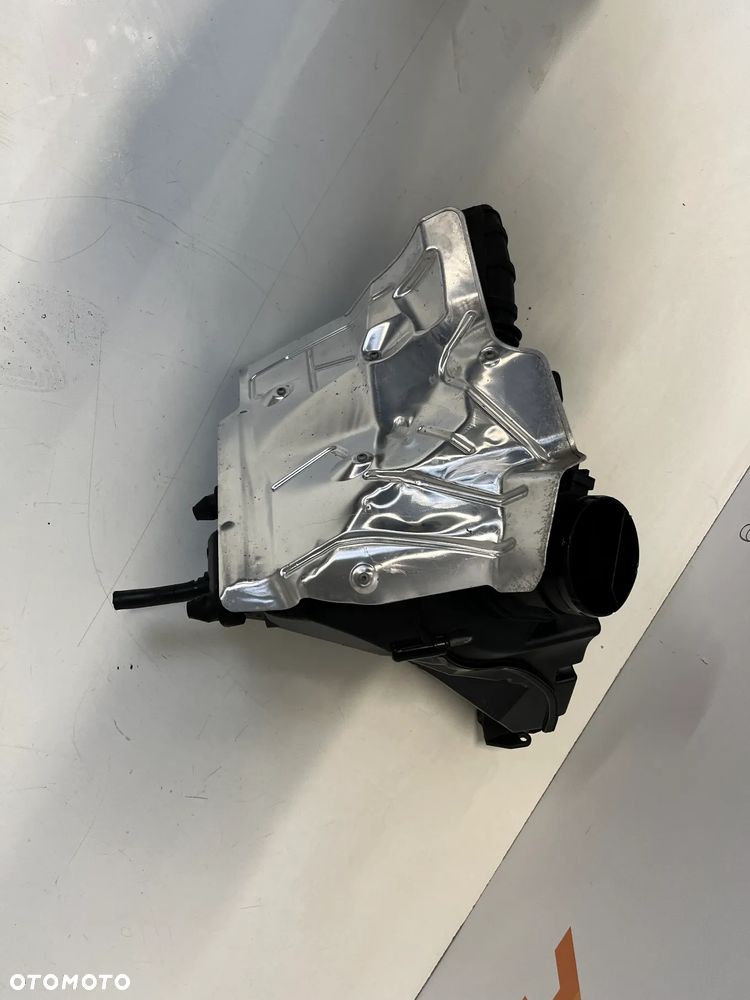 OBUDOWA FILTRA POWIETRZA AUDI A4 A5 Q3 Q5 8K0133843L TDI - 3