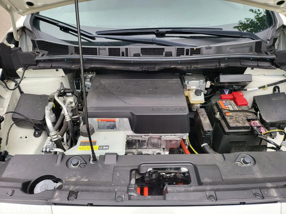 Nissan Leaf 40 kWh ACENTA - 23