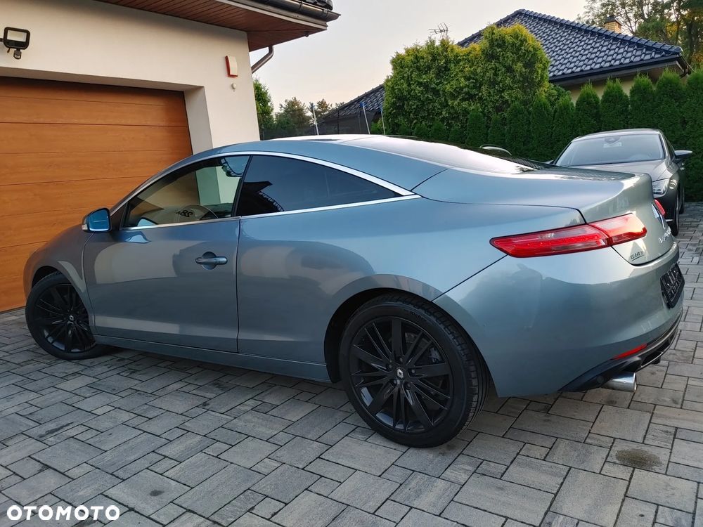 Renault Laguna 2.0T GT - 38
