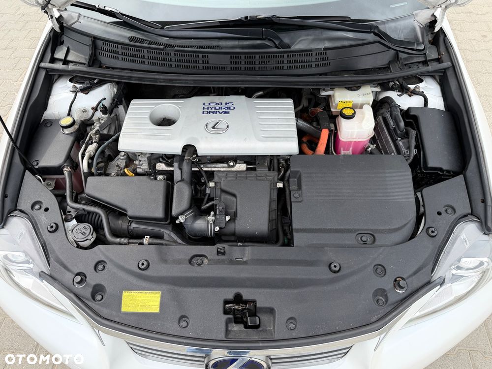 Lexus CT 200h Prestige - 24