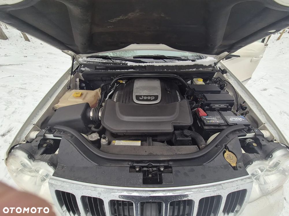 Jeep Grand Cherokee - 2