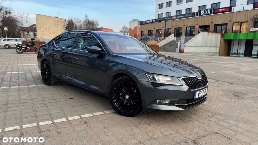 Skoda Superb 2.0 TSI Ambition DSG - 1