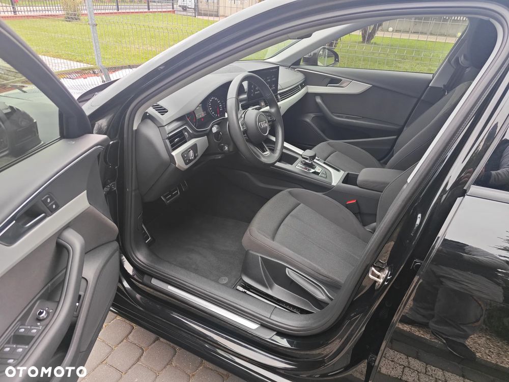 Audi A4 Limousine - 9