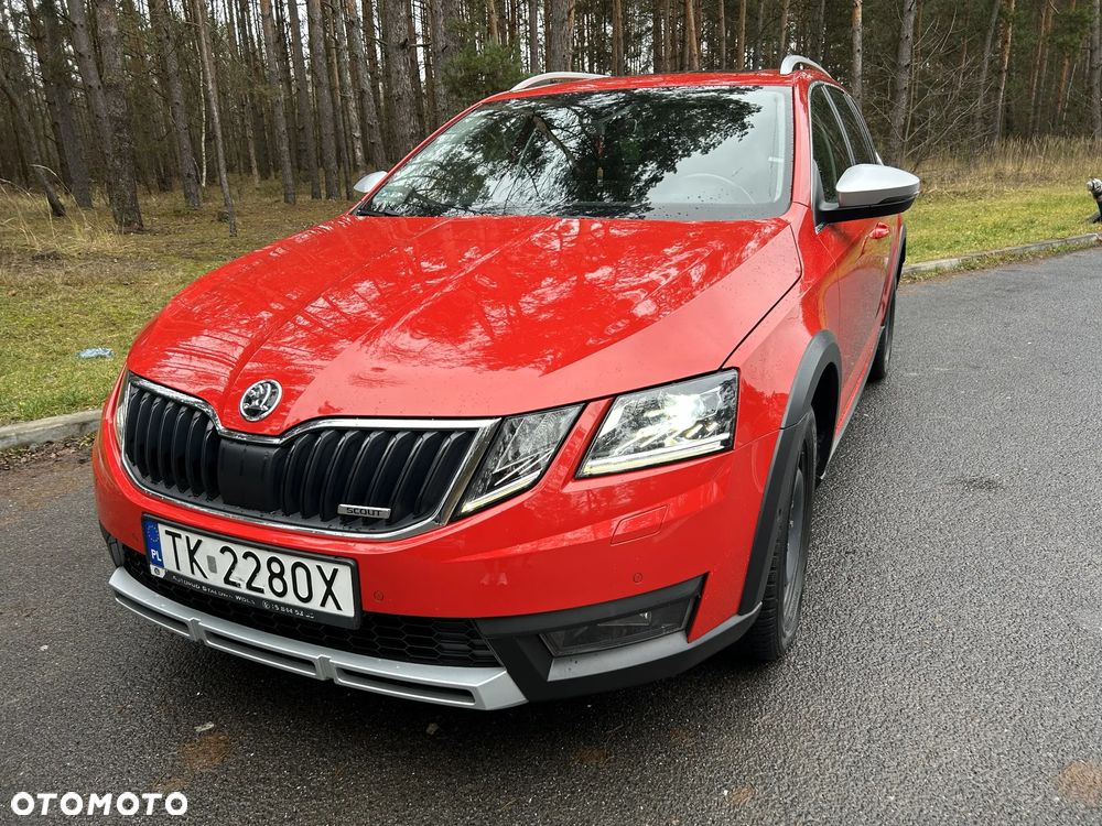 Skoda Octavia Scout 2.0 TDI 4x4 DSG - 2