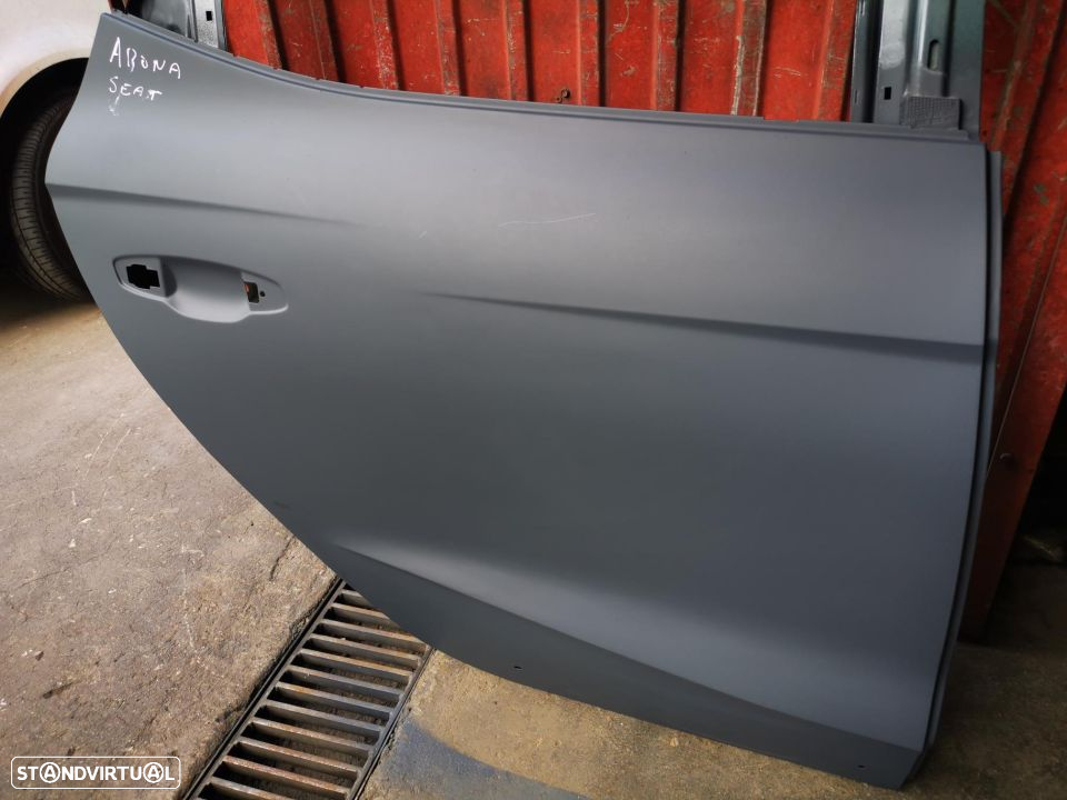 SEAT ARONA PORTA TRÁS DIREITA - PT444 - 4