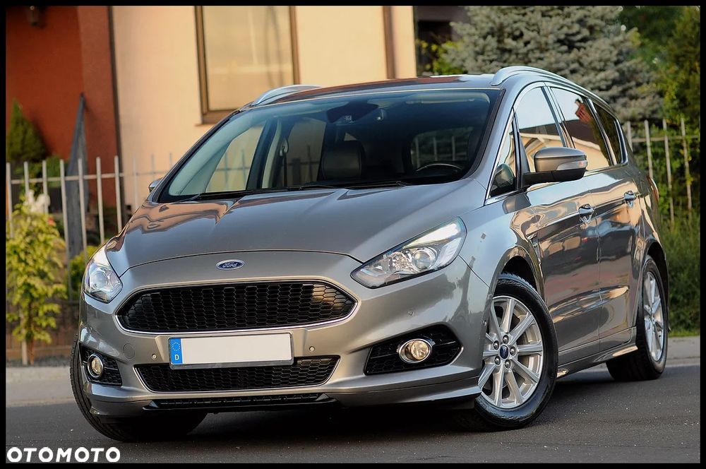 Ford S-Max - 14