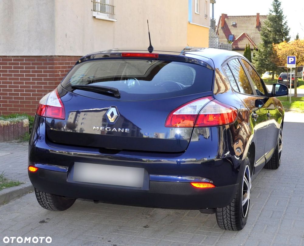 Renault Megane 1.6 16V 100 Authentique - 8