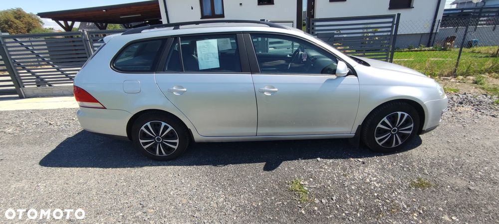 Volkswagen Golf 1.9 TDI DPF Individual - 4