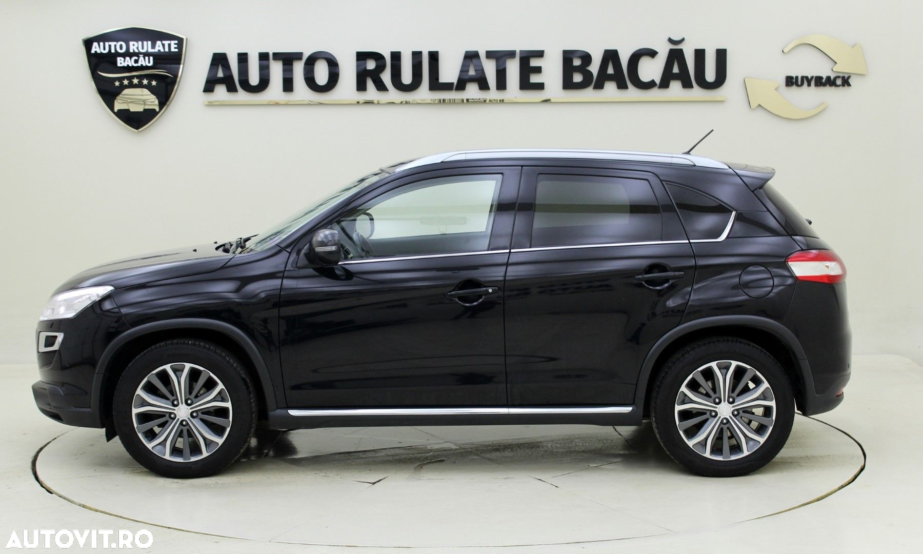 Peugeot 4008 - 5