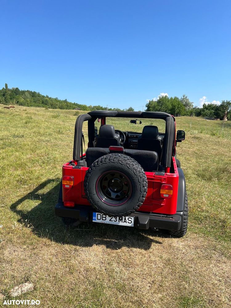 Jeep Wrangler - 16