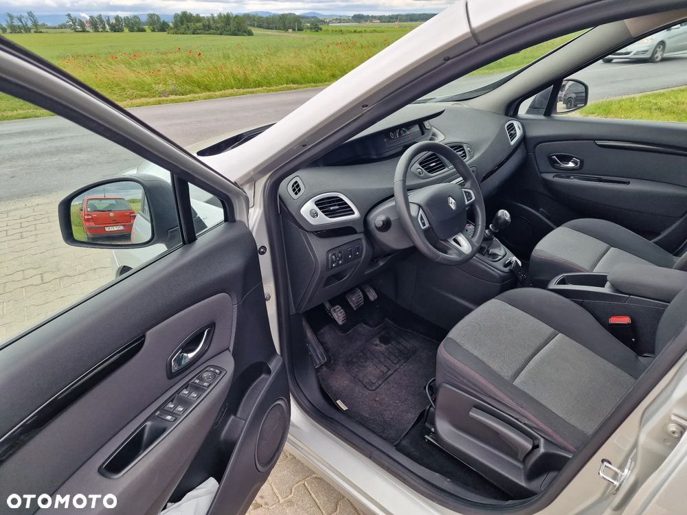 Renault Scenic 1.5 dCi Expression - 17