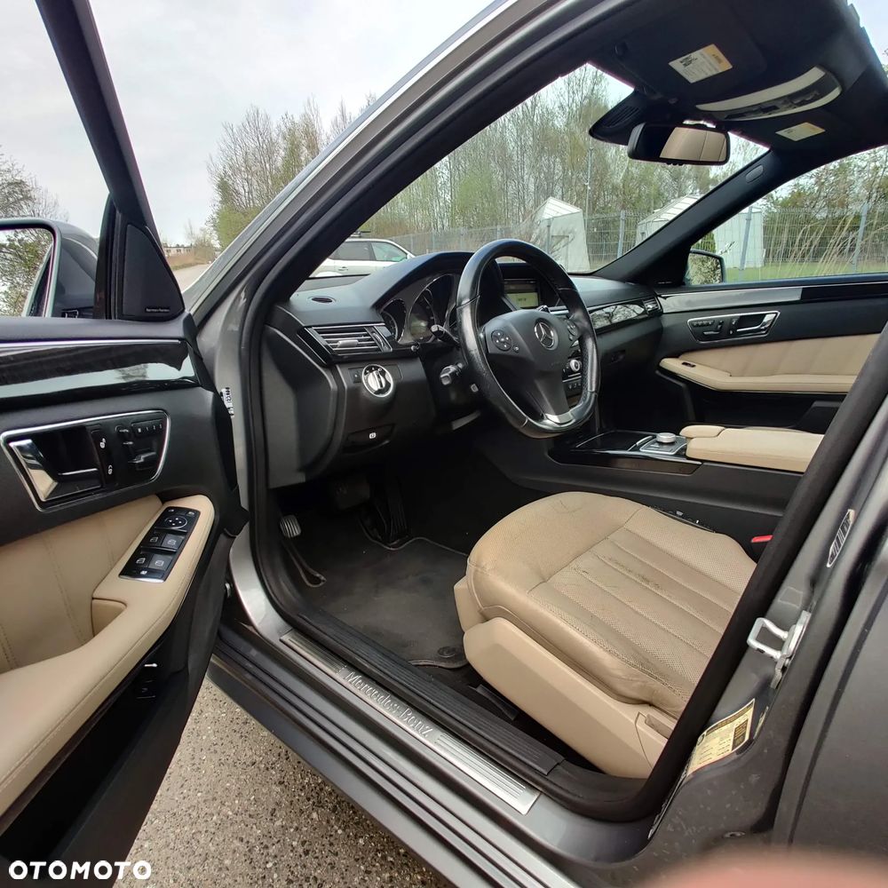 Mercedes-Benz Klasa E - 18