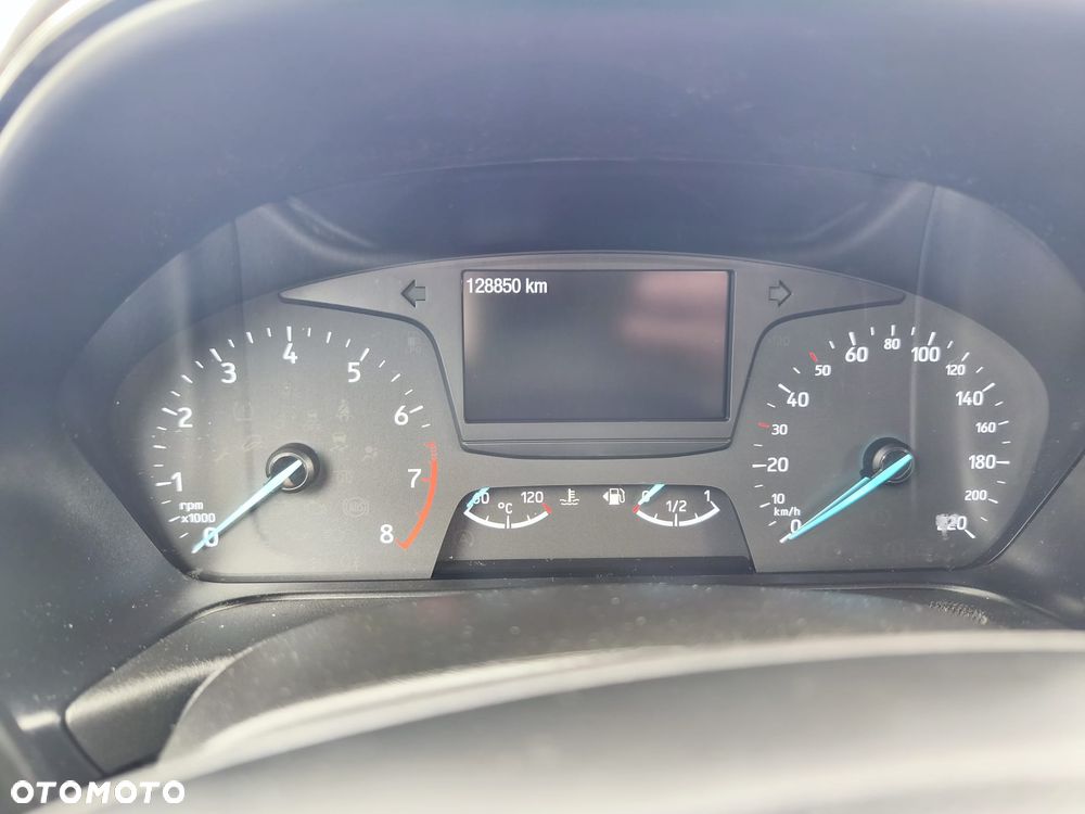 Ford Fiesta 1.1 S&S TREND - 8