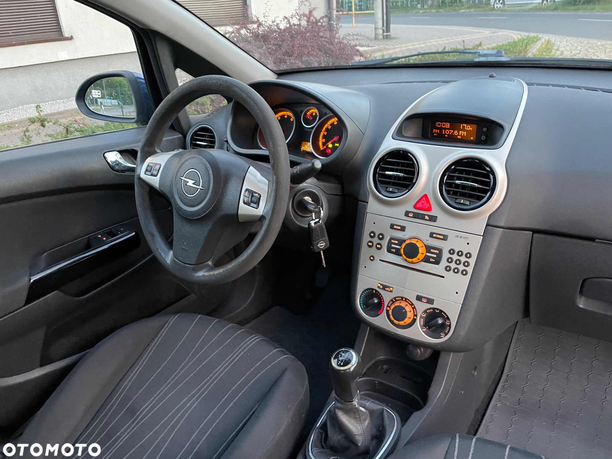 Opel Corsa 1.2 16V Cosmo - 8