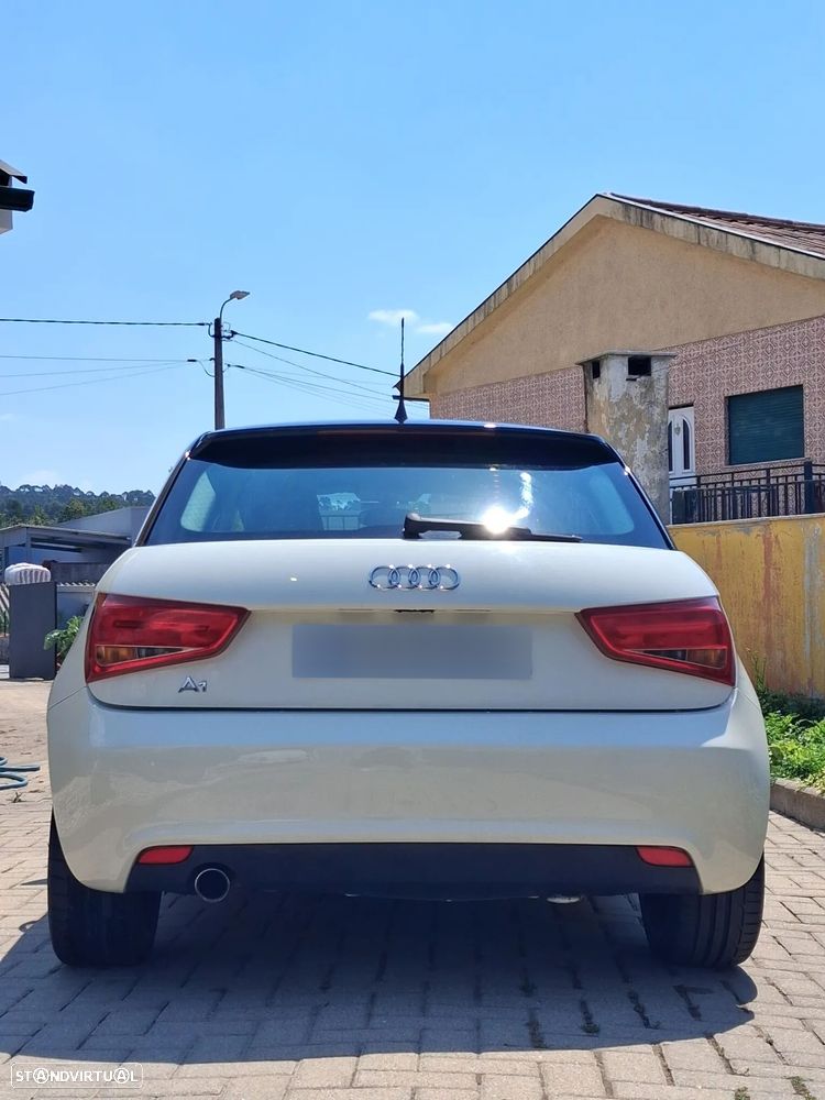 Audi A1 1.6 TDI S line edition - 3
