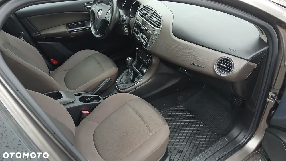 Fiat Bravo - 16