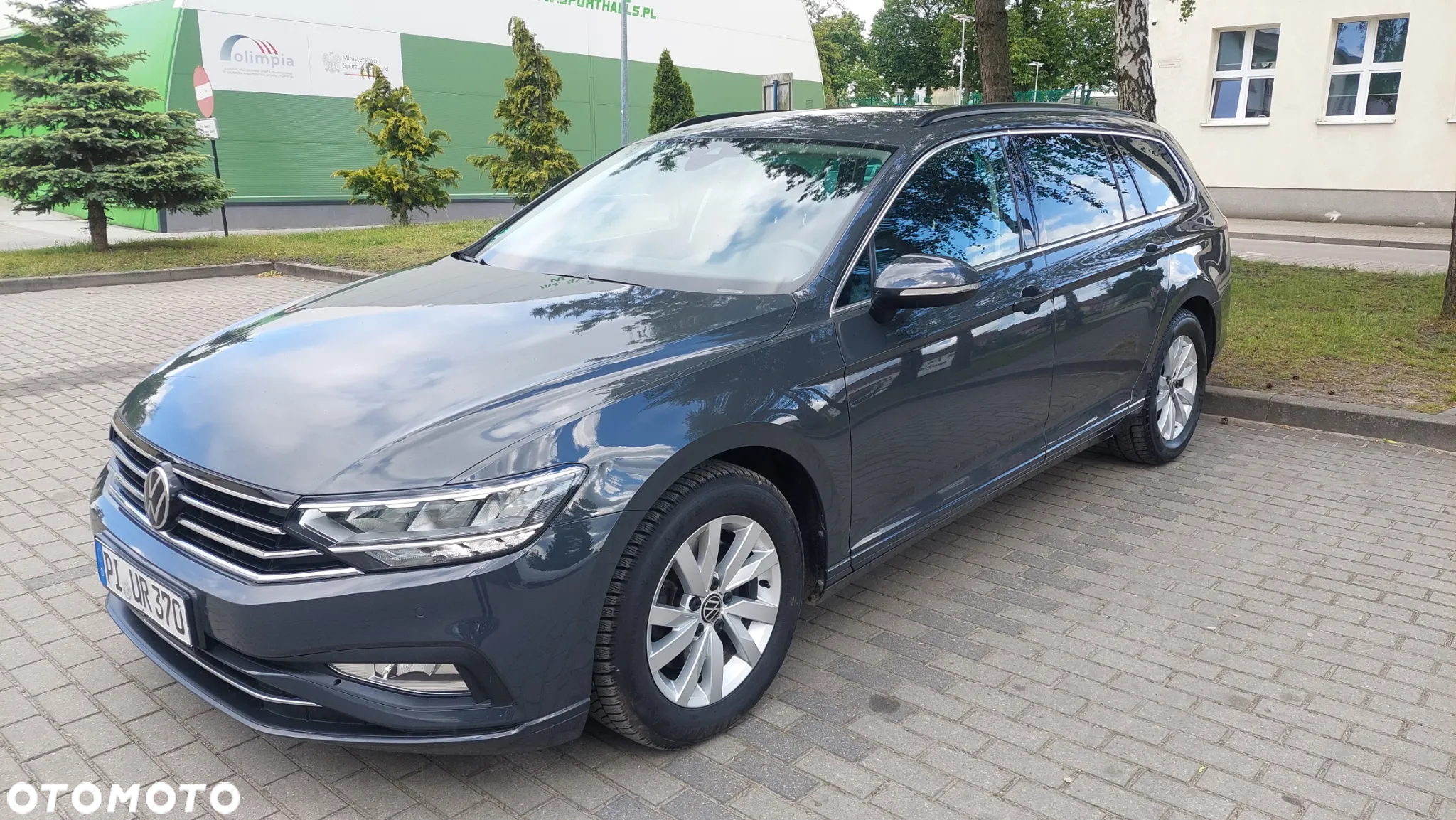 Volkswagen Passat - 37