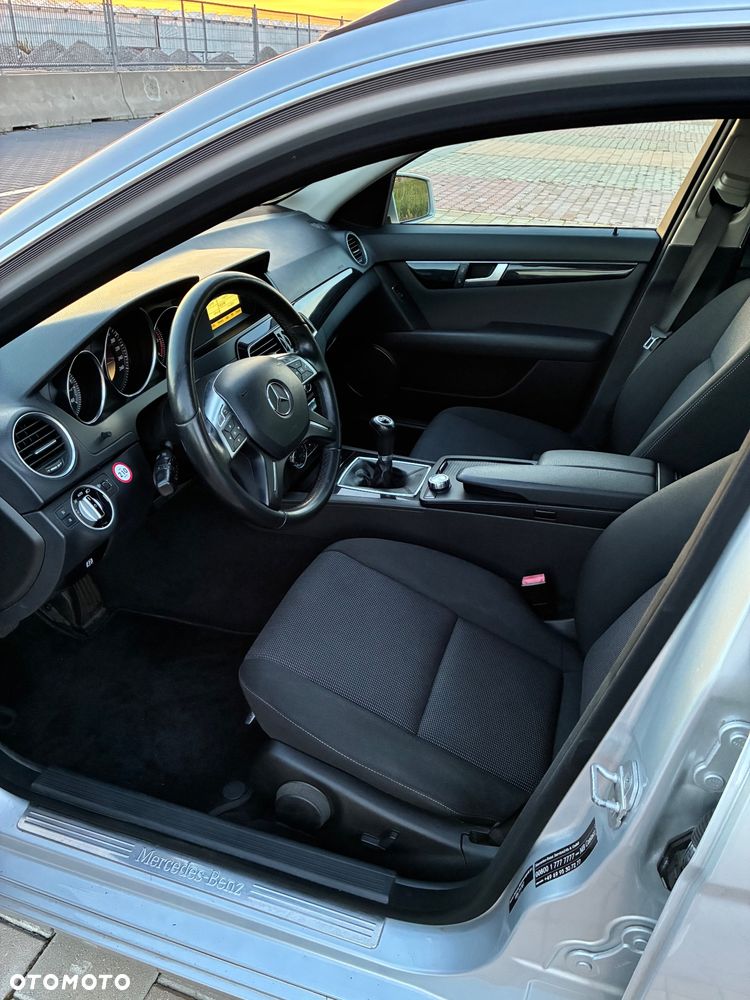 Mercedes-Benz Klasa C 200 CDI BlueEff Elegance - 7