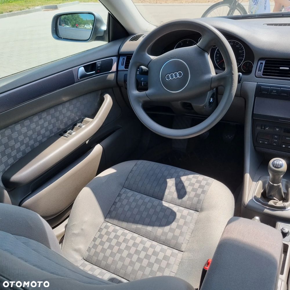 Audi A6 Avant 1.8T - 13