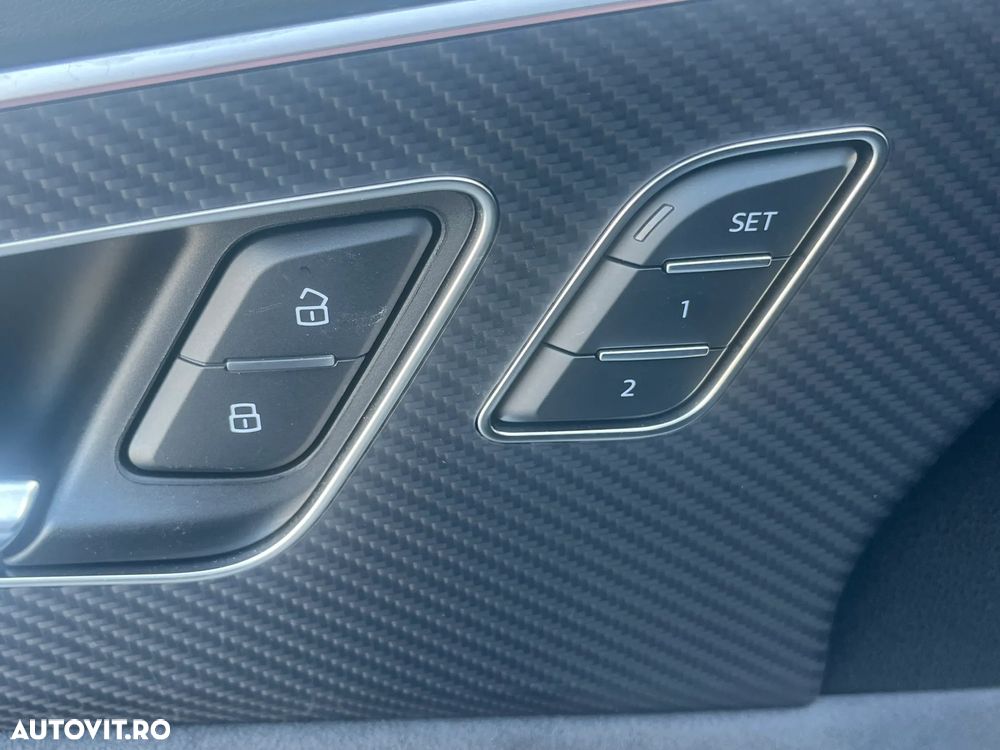 Audi Q8 - 11