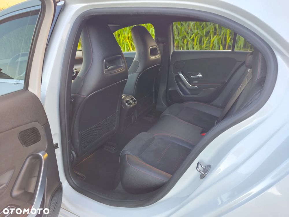 Mercedes-Benz Klasa A 180 d 7G-DCT AMG Line - 12